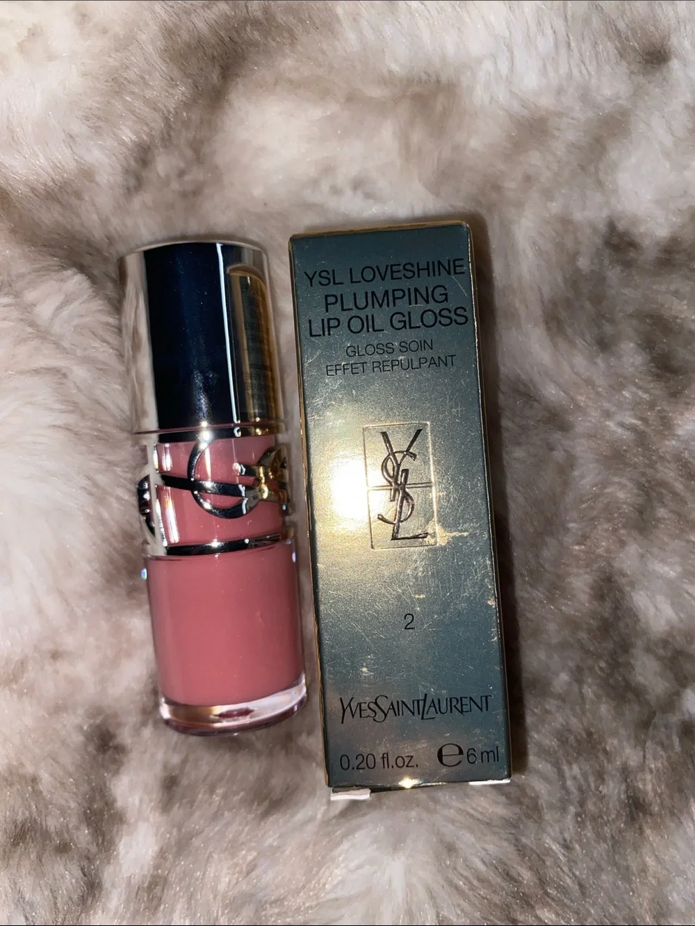 Yves Saint Laurent LoveShine Plumping Lip Oil Gloss - moonstone